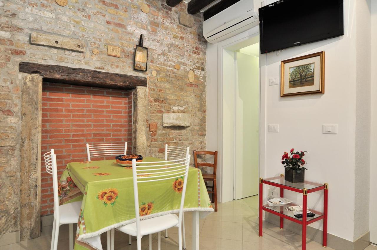 Cozy Apartment Near Rialto Bridge/ St.Mark Square Venedig Eksteriør billede